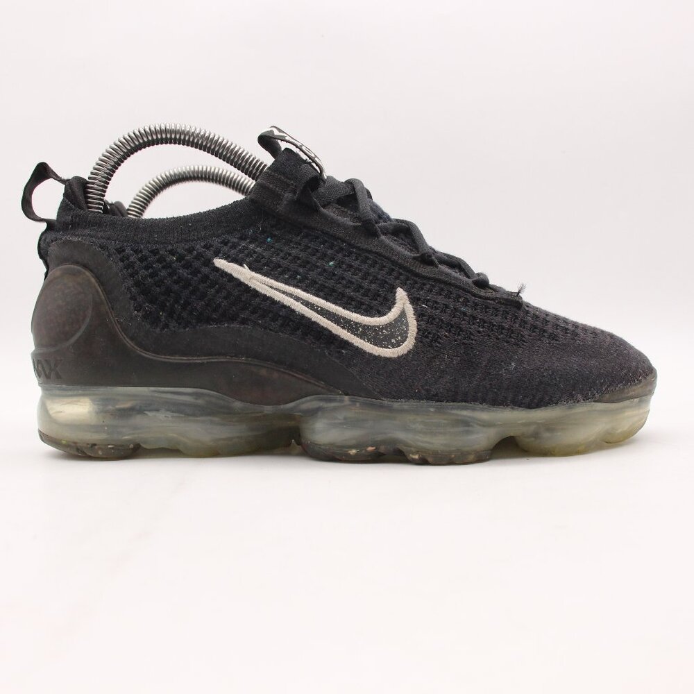 Nike Air Vapormax Flyknit Women's Size 7 Black Speckled Sneakers DC4112-002